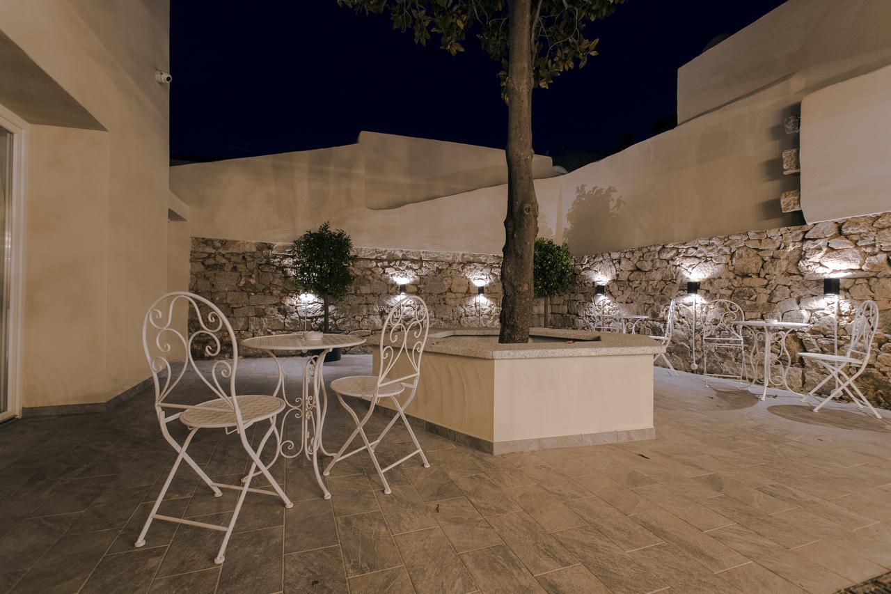 Les Suites Magnolia Olbia Kültér fotó